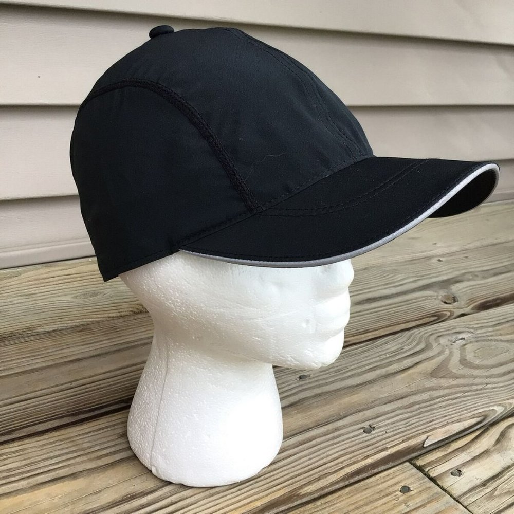 Brooks Women’s Golf Baseball Running Hat Cap Black OSFA Strapback   ##